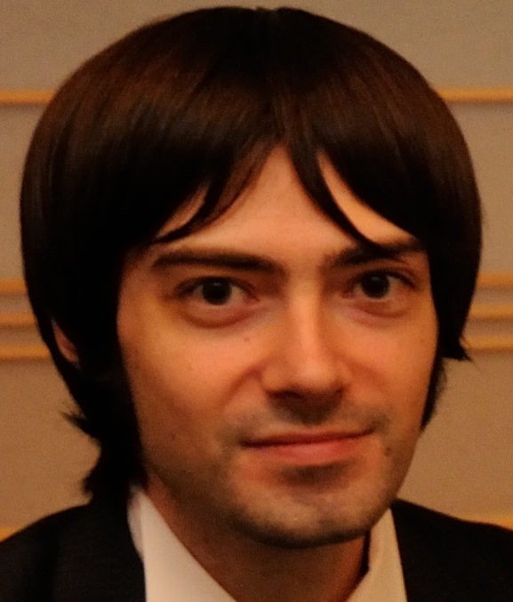 translator photo